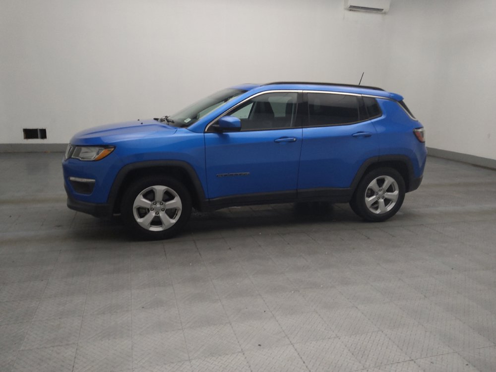 Used 2021 Jeep Compass Latitude w/ Sun and Sound Group FWD image 2