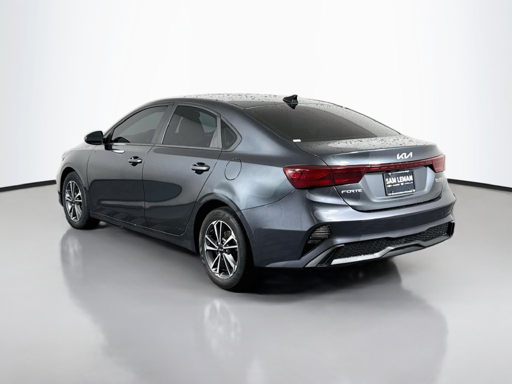 Used 2023 Kia Forte LXS FWD image 5