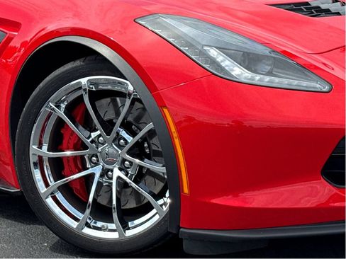 Used 2017 Chevrolet Corvette Grand Sport RWD image 5