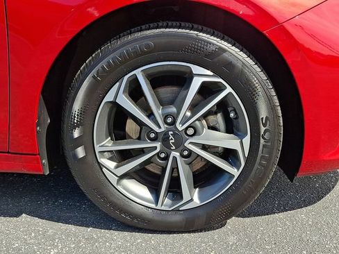 Certified 2023 Kia Forte LXS FWD image 8