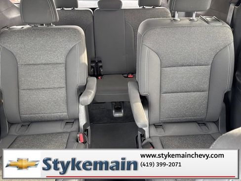 Used 2024 Chevrolet Traverse LT image 48
