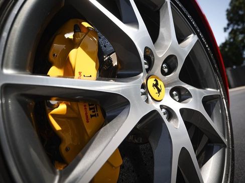 Certified 2013 Ferrari California RWD image 16