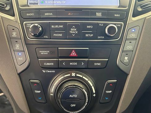 Used 2017 Hyundai Santa Fe Limited AWD/4WD image 51