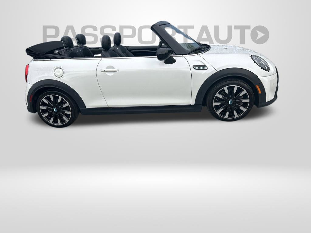 Used 2024 MINI Cooper S w/ Seaside Edition FWD image 3