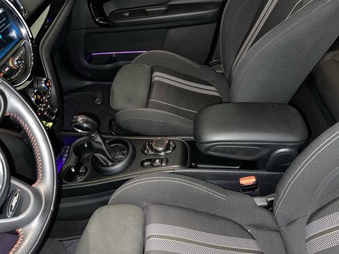 Used 2019 MINI Cooper Countryman SE w/ Signature Upholstery Package image 19