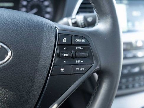 Used 2016 Hyundai Sonata Limited w/ Option Group 02 image 21