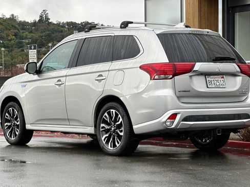 Used 2018 Mitsubishi Outlander GT image 6