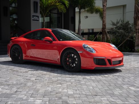 Used 2019 Porsche 911 Carrera 4 GTS AWD/4WD image 73