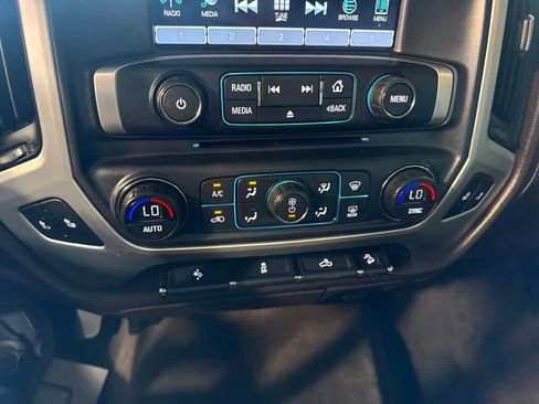 Used 2017 GMC Sierra 1500 SLT w/ SLT Premium Package AWD/4WD image 30