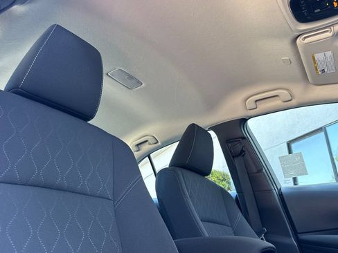 Used 2025 Toyota Corolla LE FWD image 16