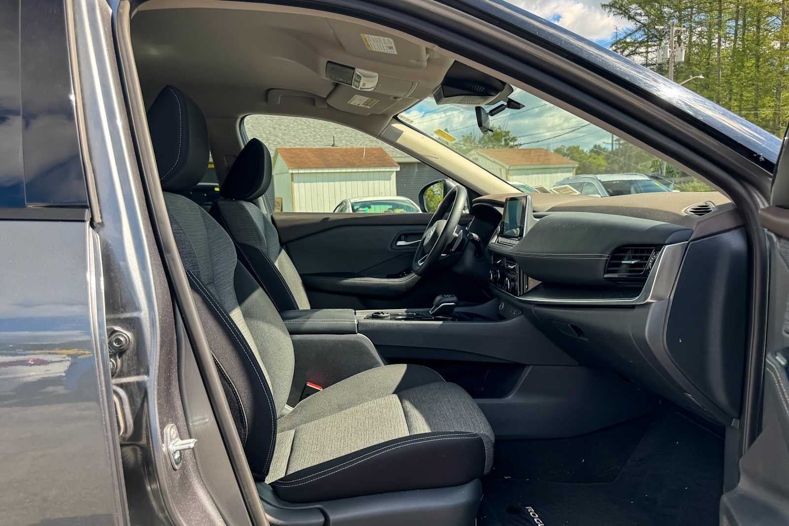 Certified 2021 Nissan Rogue SV AWD/4WD image 9
