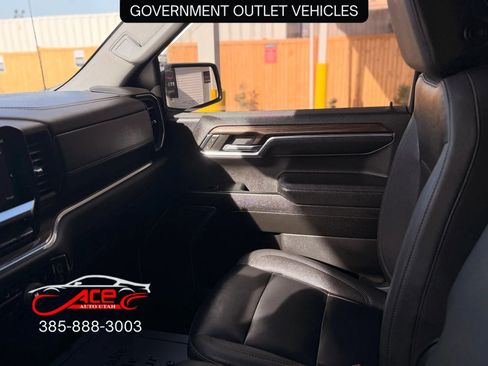 Used 2023 Chevrolet Silverado 1500 LT w/ Z71 Off-Road Package image 15