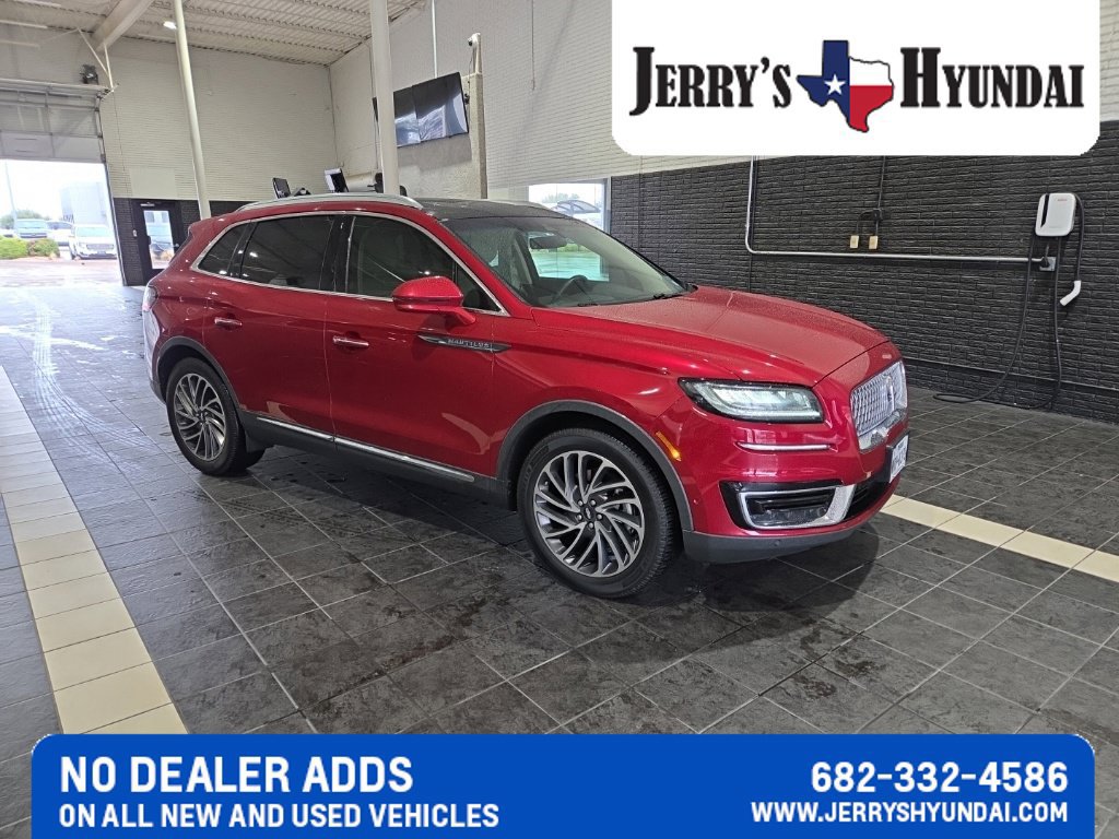 Used 2020 Lincoln Nautilus Reserve FWD image 2