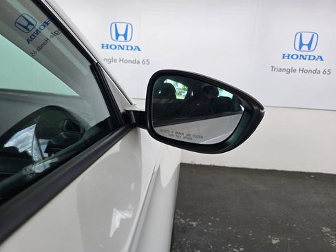 Used 2022 Honda Accord LX image 35