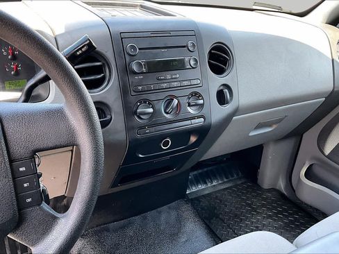 Used 2007 Ford F150 XLT RWD image 6