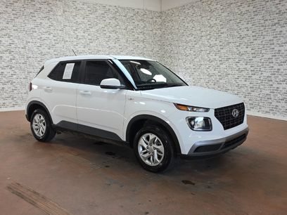 Certified 2025 Hyundai Venue SE