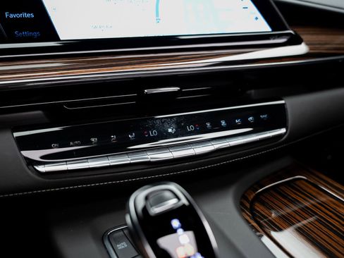 Used 2023 Cadillac Escalade ESV Premium Luxury w/ LPO, Floor Liner Package AWD/4WD image 50