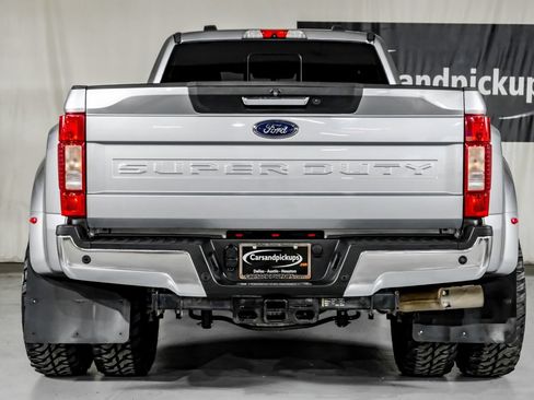 Used 2022 Ford F350 Lariat w/ Lariat Value Package AWD/4WD image 9