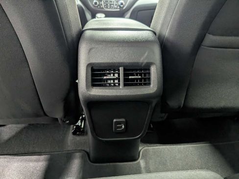 Used 2022 Chevrolet Equinox LT AWD/4WD image 21