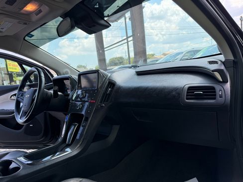 Used 2014 Chevrolet Volt Premium w/ Premium Trim Package image 20