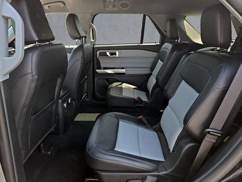 Certified 2023 Ford Explorer XLT w/ Equipment Group 202A AWD/4WD image 23