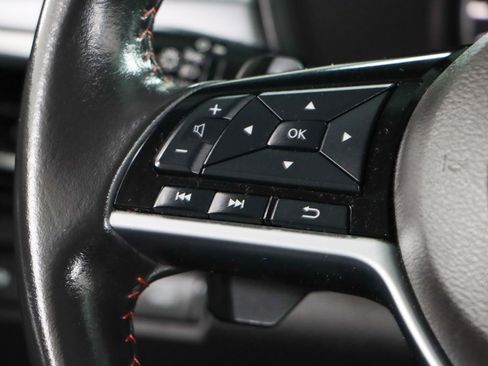 Used 2024 Nissan Altima 2.5 SR image 13