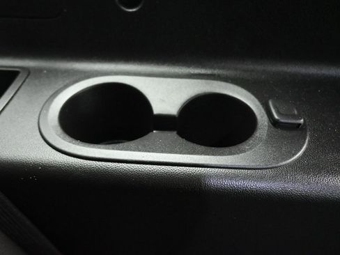 Used 2017 Cadillac Escalade ESV Luxury image 43