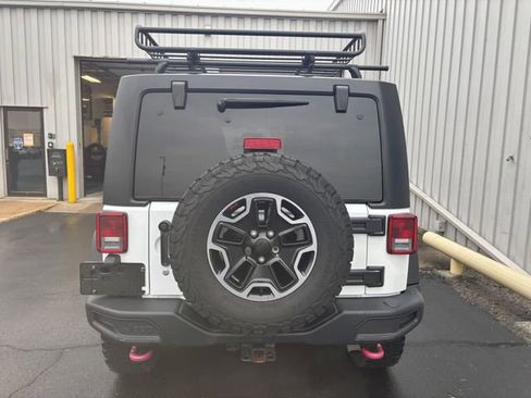 Used 2016 Jeep Wrangler Unlimited Rubicon image 7