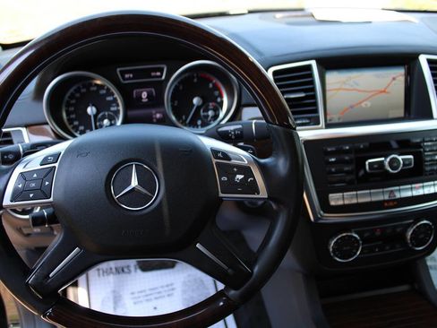 Used 2015 Mercedes-Benz GL 320 BlueTEC 4MATIC image 20