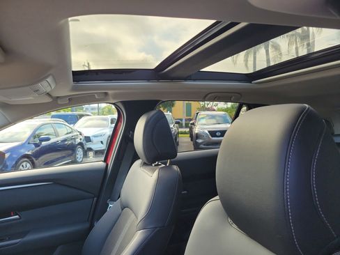 Certified 2024 MAZDA CX-50 AWD 2.5 S w/ Premium Package image 12