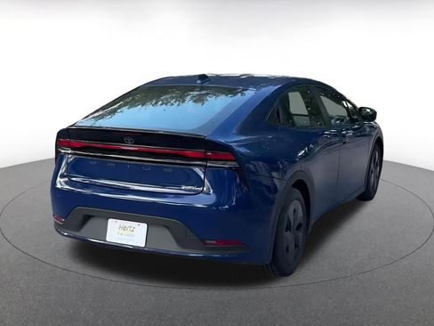 Used 2025 Toyota Prius LE image 15