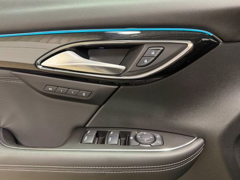 Used 2025 Buick Envision Preferred AWD/4WD image 14