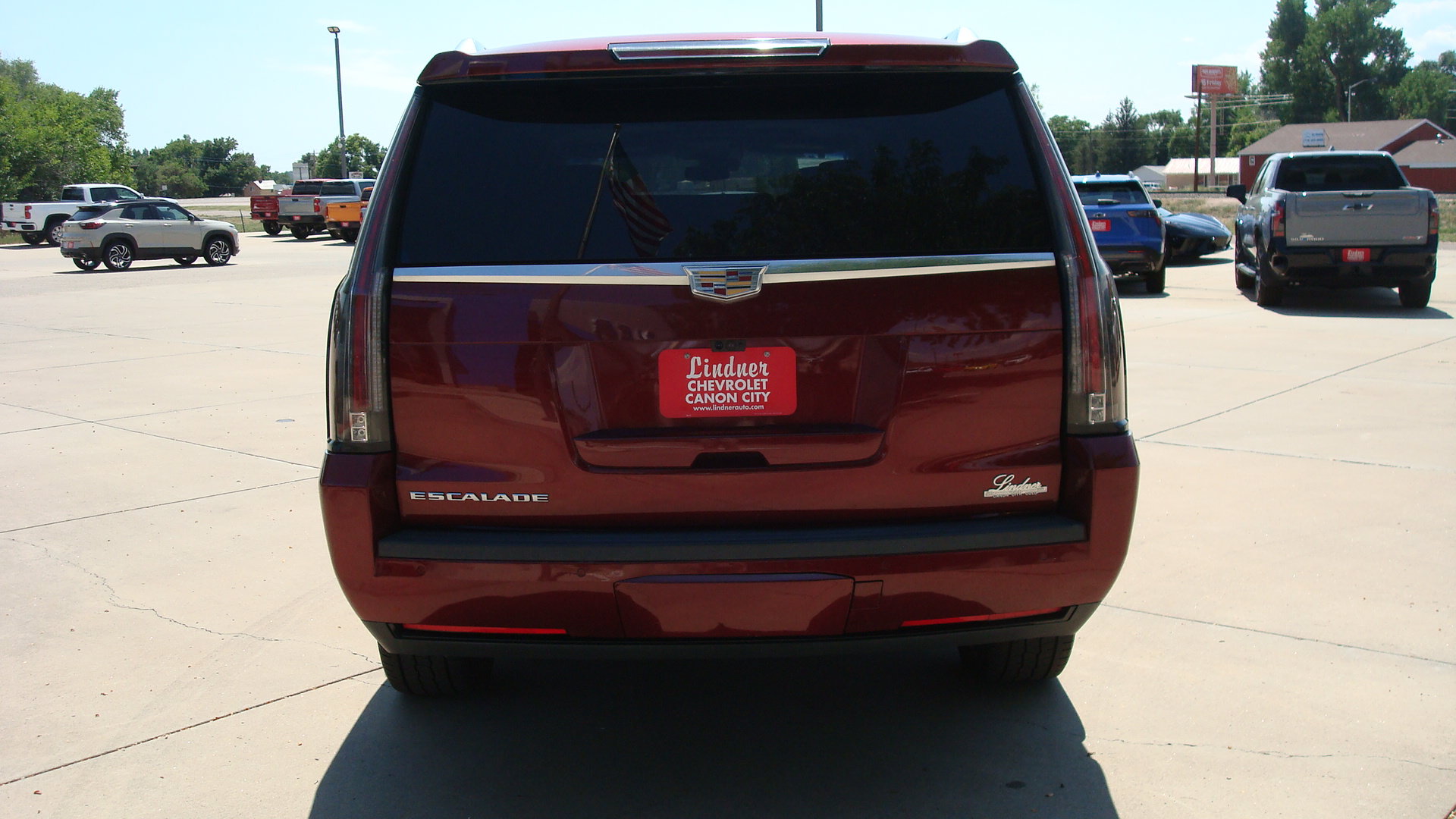 Used 2020 Cadillac Escalade ESV Premium Luxury AWD/4WD image 5