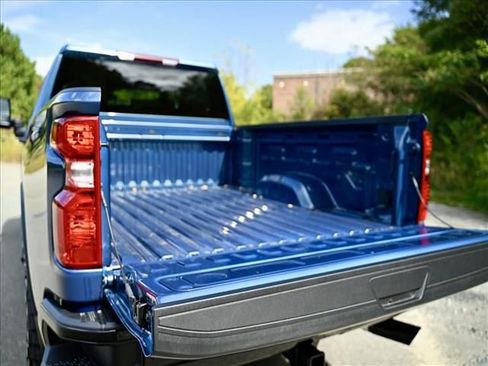 New 2026 Chevrolet Silverado 2500 Custom w/ Custom Value Package image 14