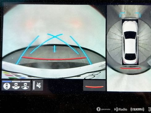 Used 2019 Toyota Avalon Limited w/ Advanced Safety Package image 11