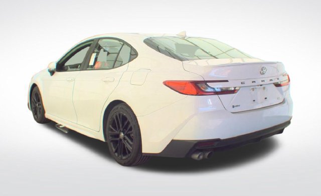 Used 2025 Toyota Camry SE FWD image 11