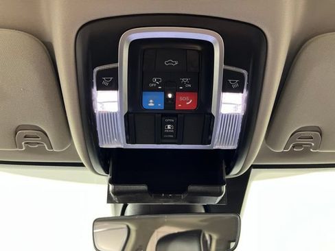 Used 2024 RAM 2500 Laramie w/ Safety Group AWD/4WD image 37