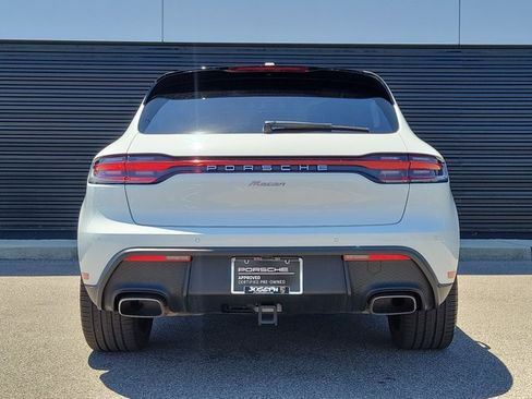 Certified 2023 Porsche Macan AWD/4WD image 8