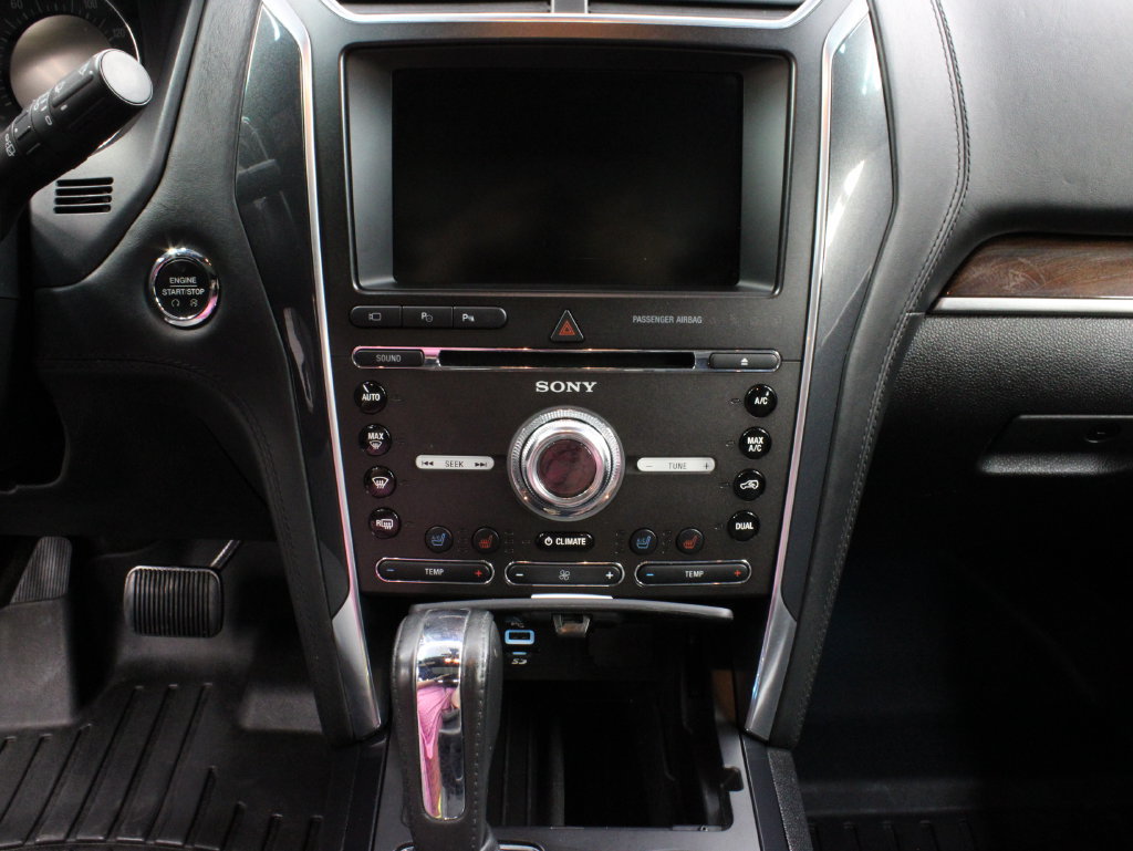 Used 2016 Ford Explorer Platinum AWD/4WD image 20