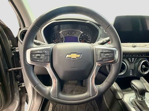 Used 2024 Chevrolet Blazer LT w/ Midnight/Sport Edition FWD image 10
