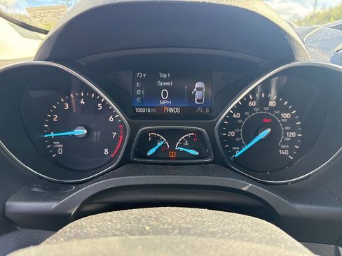 Used 2018 Ford Escape SE image 5