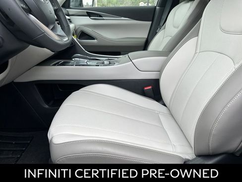 Certified 2026 INFINITI QX60 Luxe w/ Family Package image 19