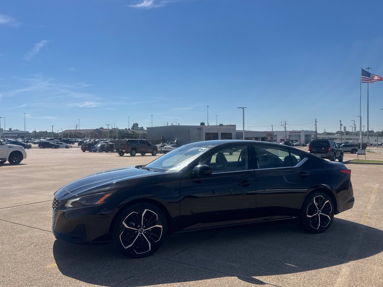 Certified 2024 Nissan Altima 2.5 SR FWD image 12