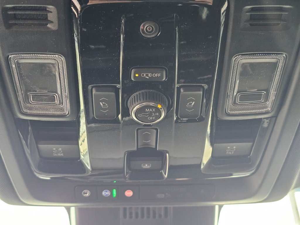 New 2026 Chevrolet Tahoe Premier w/ Sun And Tow Package AWD/4WD image 33