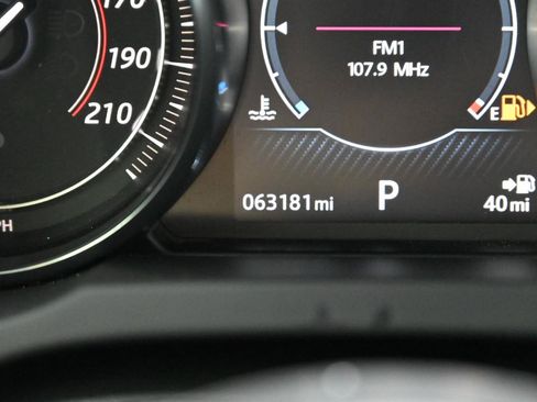 Used 2016 Jaguar F-TYPE R AWD/4WD image 28