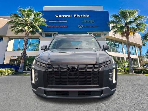 Used 2023 Hyundai Palisade Limited w/ Cargo Package AWD/4WD image 3