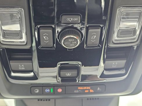 Certified 2026 Cadillac Escalade ESV Sport w/ Touring Package AWD/4WD image 37