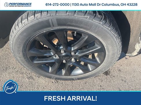 Used 2018 Jeep Grand Cherokee Altitude image 11