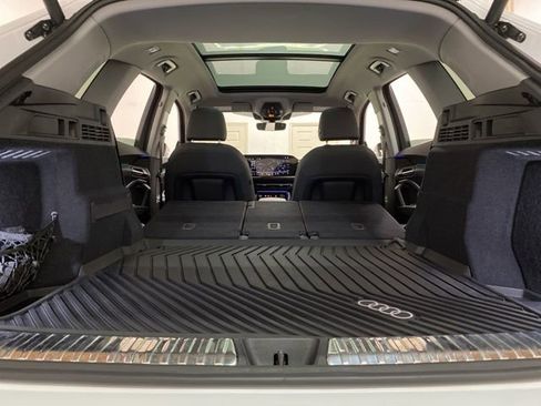 Used 2025 Audi Q5 Premium w/ Convenience Package image 84