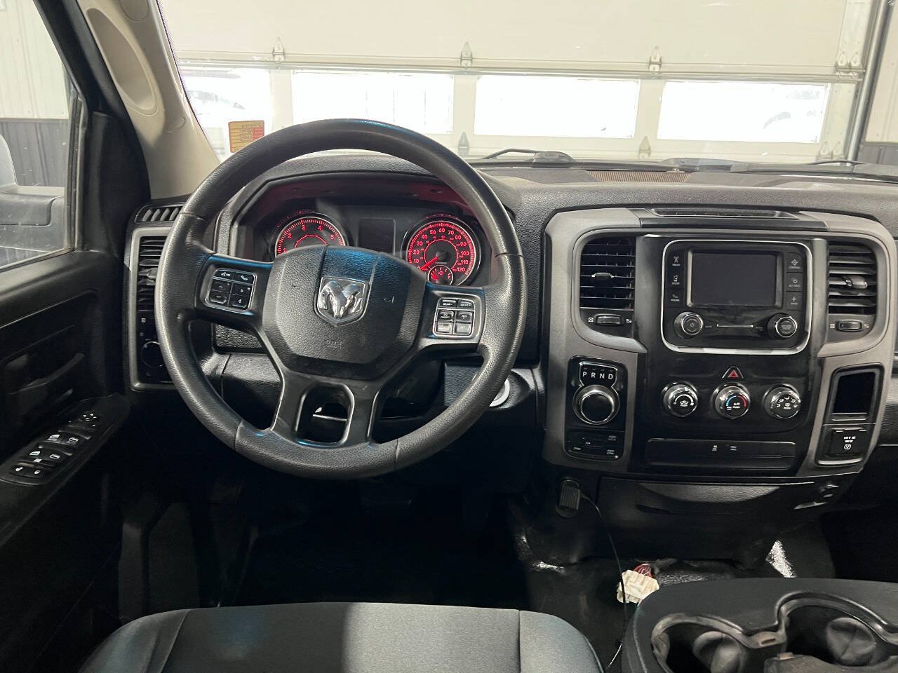 Used 2021 RAM 1500 4x4 Crew Cab Classic image 8